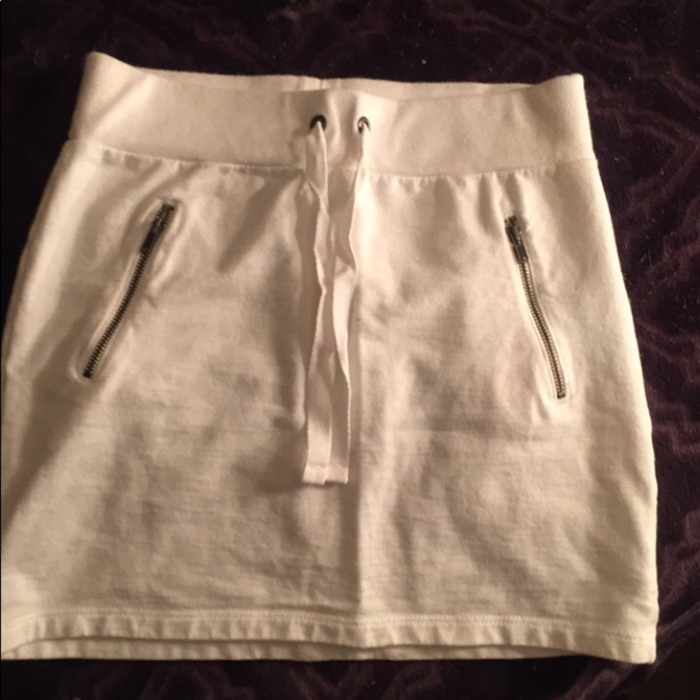 mini pencil skirt